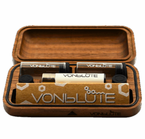 Handgefertigtes Rolletui aus Holz – Perfekte Ordnung für unterwegs